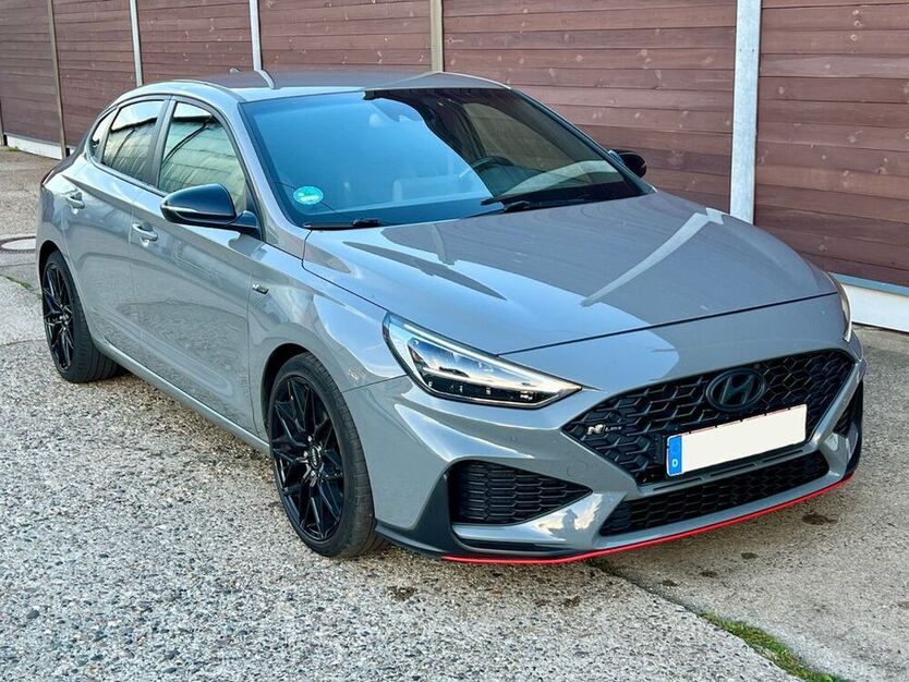 i30