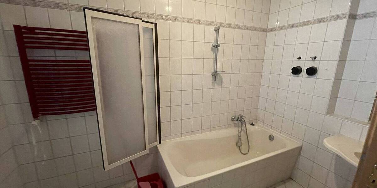 Reihenmittelhaus Kamenz - 4 Zimmer, 135 m&sup2;, 135.000&euro; | Angebot:26630859