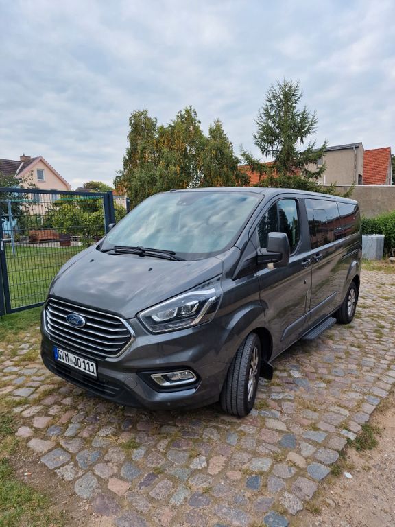 Ford Tourneo Custom 210.000 km 20.999 € Grevesmühlen 23936