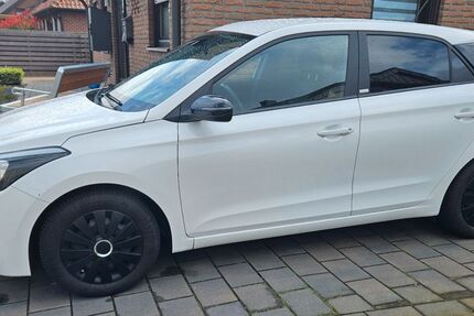Hyundai i20 86.500 km 10.250 &euro; Nordhorn 48529