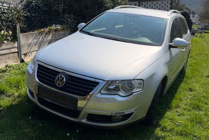 VW Passat Variant 204.000 km 2.499 &euro; Weißbach 74679