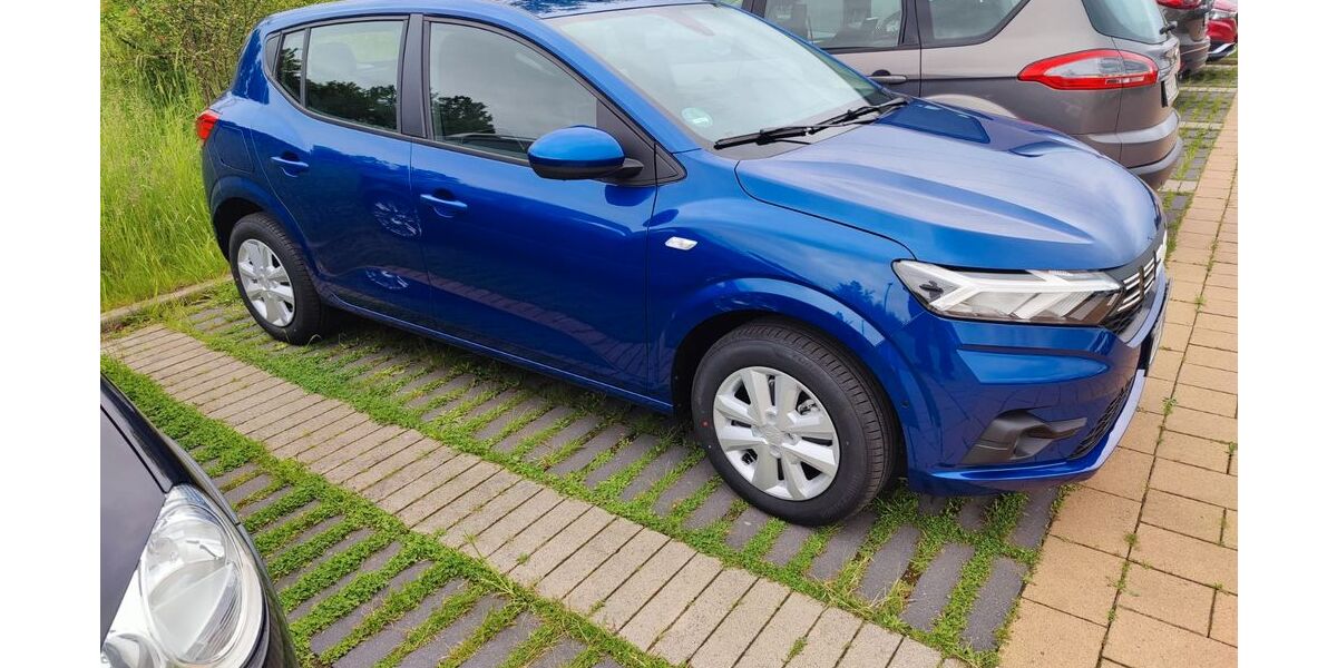 Dacia Sandero 60.000 km 11.000 &euro; Rinteln 31737