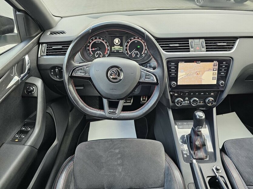 Octavia 2.0 TDI RS SPORTPAKET LEDER NAVI LED