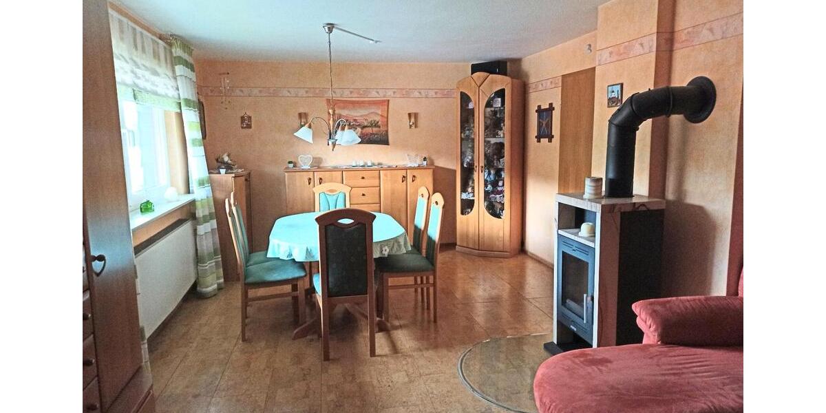 Mehrfamilienhaus, Wohnhaus Schotten - 5 Zimmer, 160 m&sup2;, 210.000&euro; | Angebot:25877277