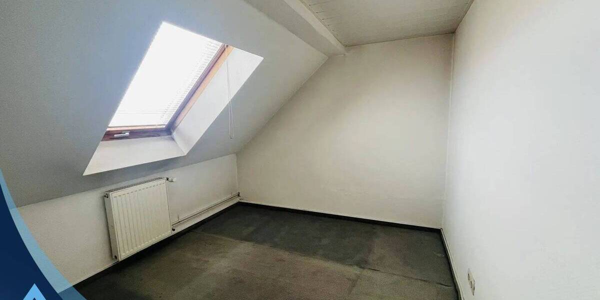 Doppelhaushälfte Tangermünde - 9 Zimmer, 170 m&sup2;, 219.000&euro; | Angebot:25928525