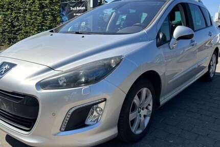Peugeot 308 115.327 km 4.499 € Bonn 53129