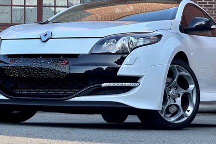 Renault Megane 109.000 km 12.921 &euro; Siegen 57072