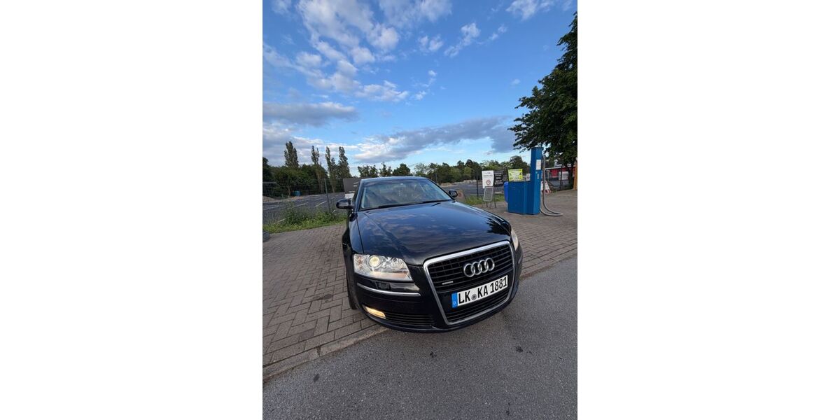 Audi A8 217.000 km 7.999 &euro; Espelkamp 32339