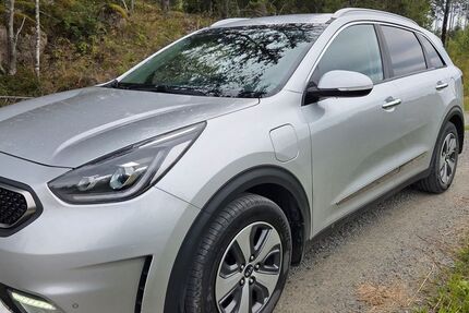 Kia Niro 88.000 km 15.600 &euro; München 80331