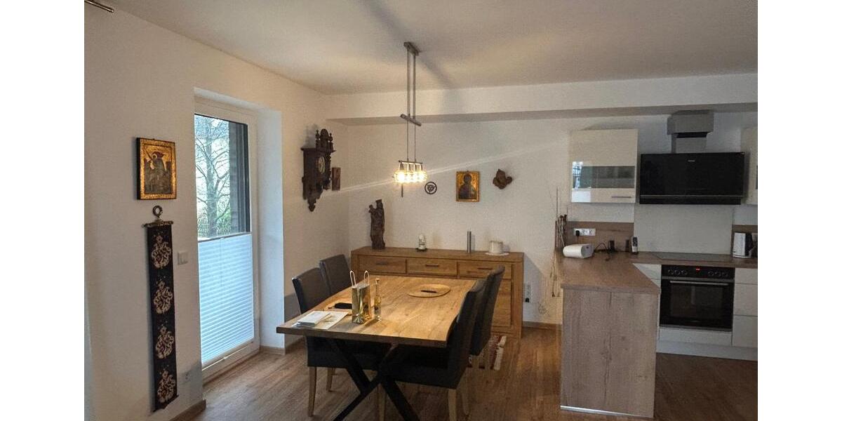 Erdgeschoßwohnung Bad Driburg - 2 Zimmer, 84 m&sup2;, 800&euro; | Angebot:26349020