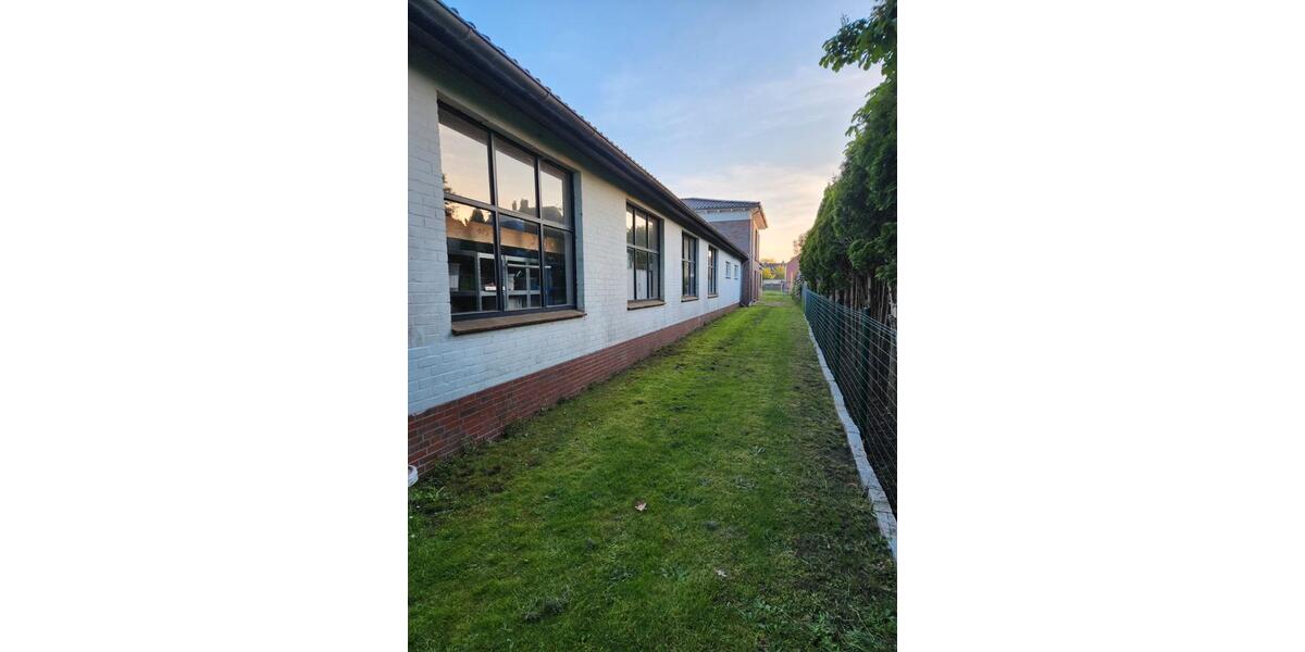 Mehrfamilienhaus, Wohnhaus Varel - 10 Zimmer, 290 m&sup2;, 849.000&euro; | Angebot:26785624