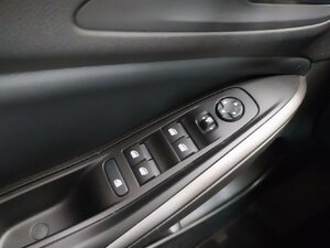 Opel Grandland X Elegance NAVI CARPLAY SHZ MATRIX ACC E 62.053 km 24.390 &euro; HAAN 42781