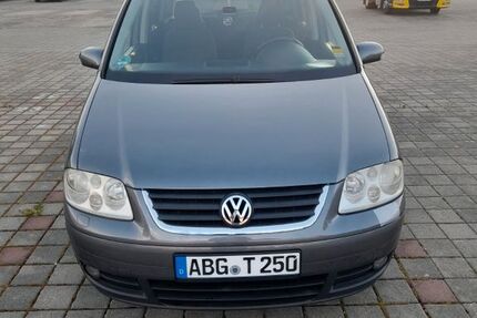 VW Touran 282.775 km 3.500 &euro; Lucka 04613