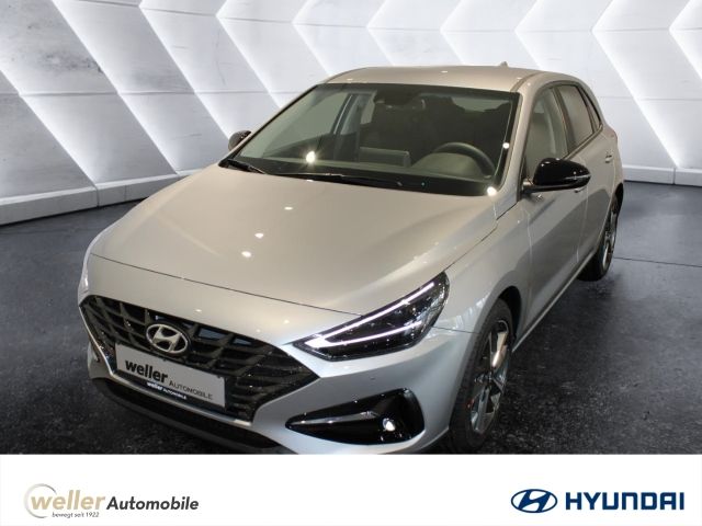 i30