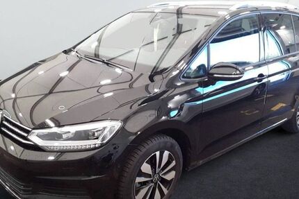 VW Touran 25.765 km 36.630 € Bayreuth 95448