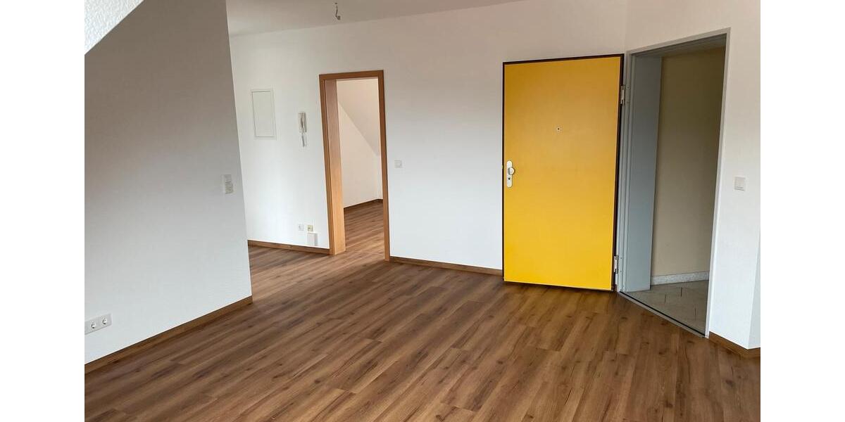 Dachgeschoßwohnung Suhl Aue 1 - 2.5 Zimmer, 75 m&sup2;, 95.625&euro; | Angebot:25602696