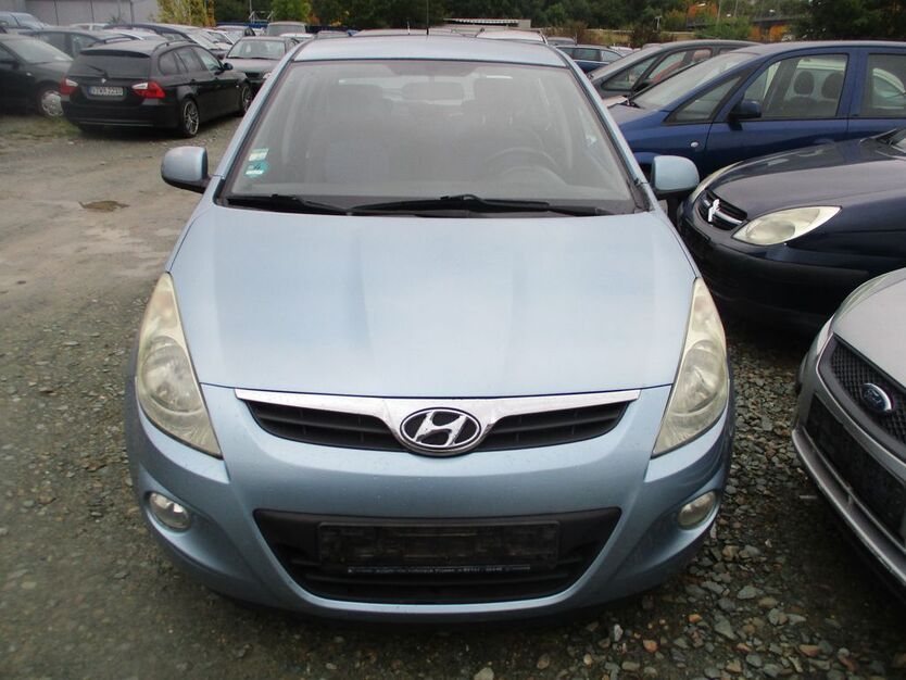 Hyundai i20 243.072 km 1.300 € Plauen 08523