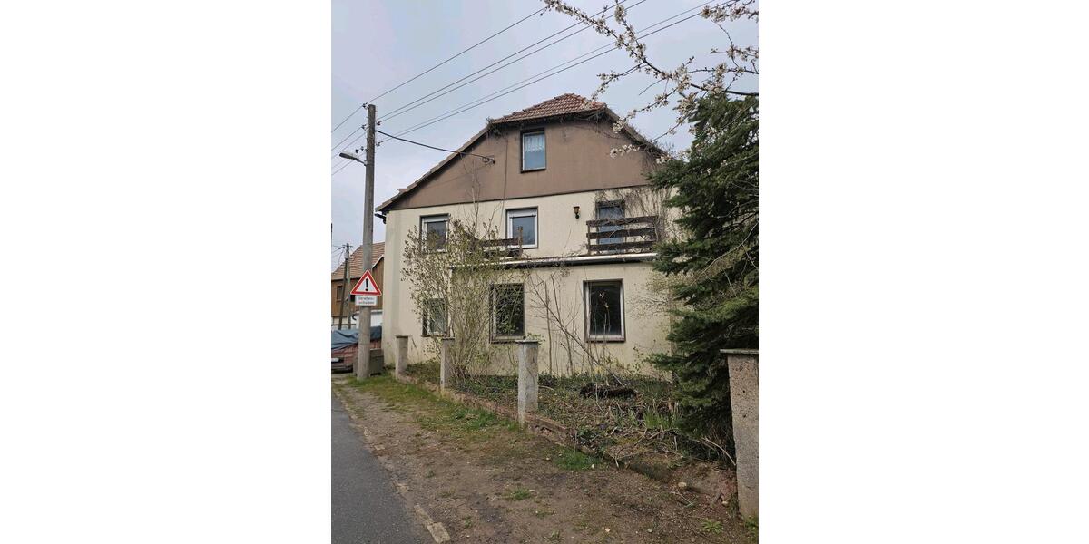 Einfamilienhaus Bucha - 10 Zimmer, 200 m&sup2;, 125.000&euro; | Angebot:26780280