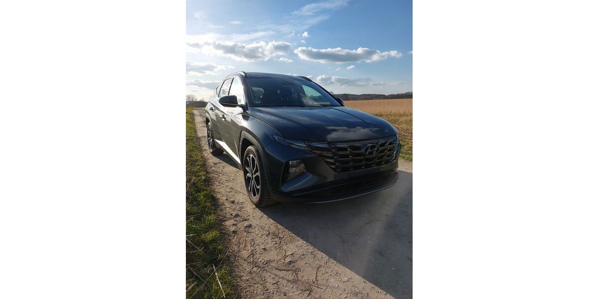 Hyundai TUCSON 41.600 km 22.490 &euro; Georgsmarienhütte 49124