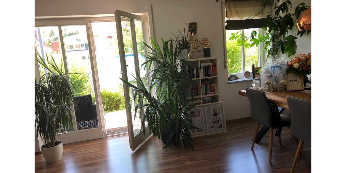 Etagenwohnung Deggendorf - 2.5 Zimmer, 70 m&sup2;, 250.000&euro; | Angebot:26633993