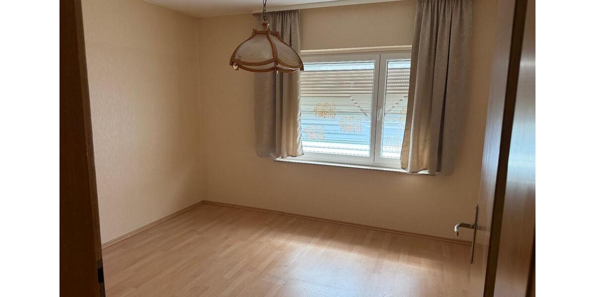 Einfamilienhaus Gießen Wieseck - 6 Zimmer, 120 m&sup2;, 450.000&euro; | Angebot:26869710