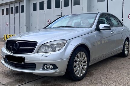 Mercedes-Benz 200 306.000 km 3.800 &euro; Bad Nenndorf 31542