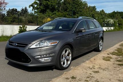 Ford Mondeo 199.600 km 5.900 &euro; Burg 39288