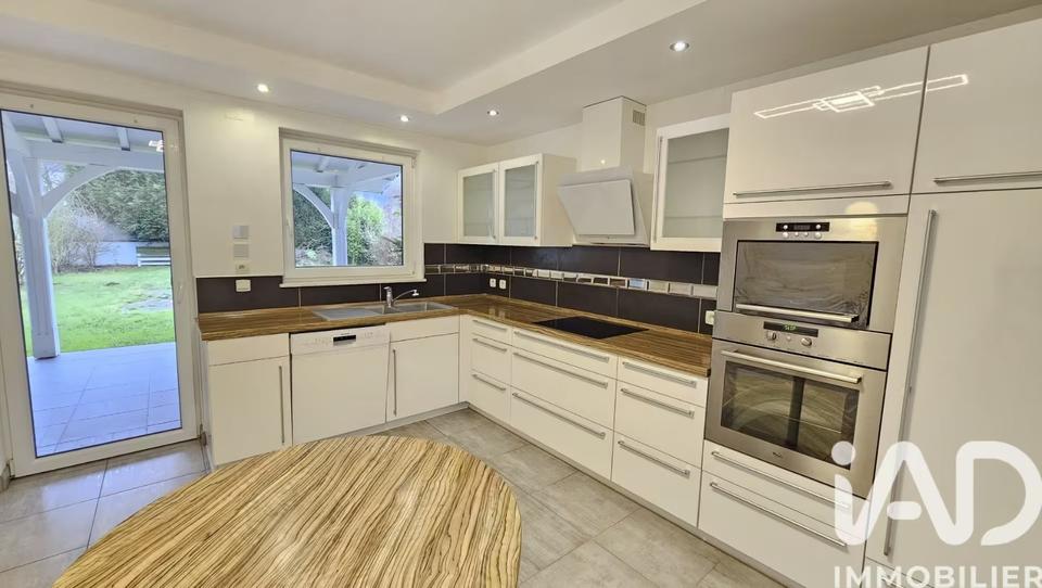 EFH in FR ca. 160m² nur 4km bis DE, FBH, riesige Garage, Keller 4 zimmer