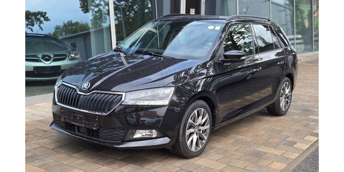 Skoda Fabia 43.500 km 14.999 &euro; Dresden 01139