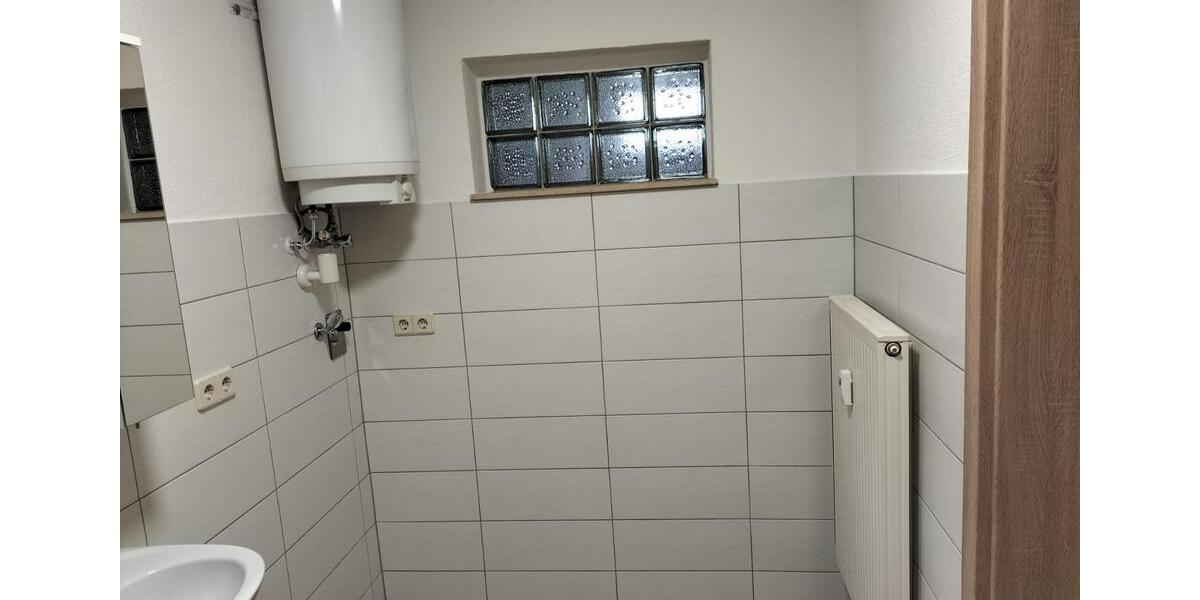 Etagenwohnung Greußen - 1.5 Zimmer, 42 m&sup2;, 280&euro; | Angebot:24863776
