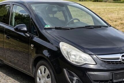 Opel Corsa 217.000 km 2.990 &euro; Köln 50769