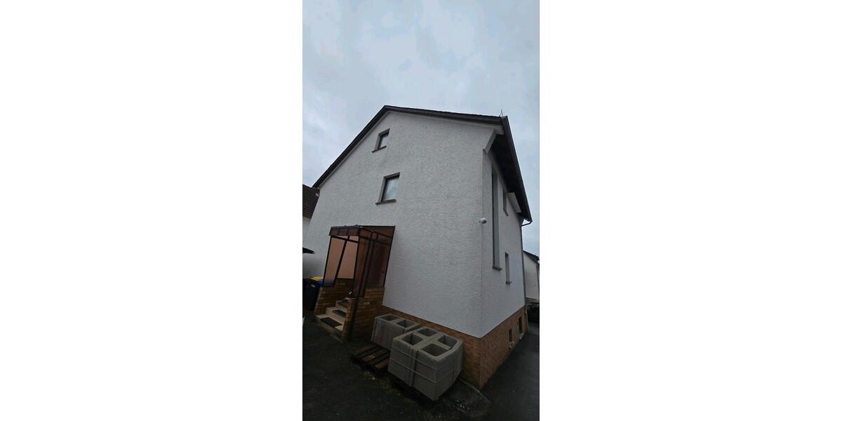 Einfamilienhaus Leun - 1 Zimmer, 133 m&sup2;, 1.090&euro; | Angebot:25223224