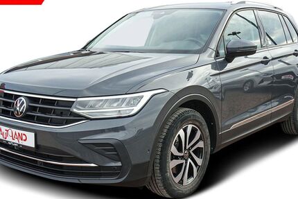 VW Tiguan 26.994 km 29.950 &euro; Naumburg OT Schönburg 06618