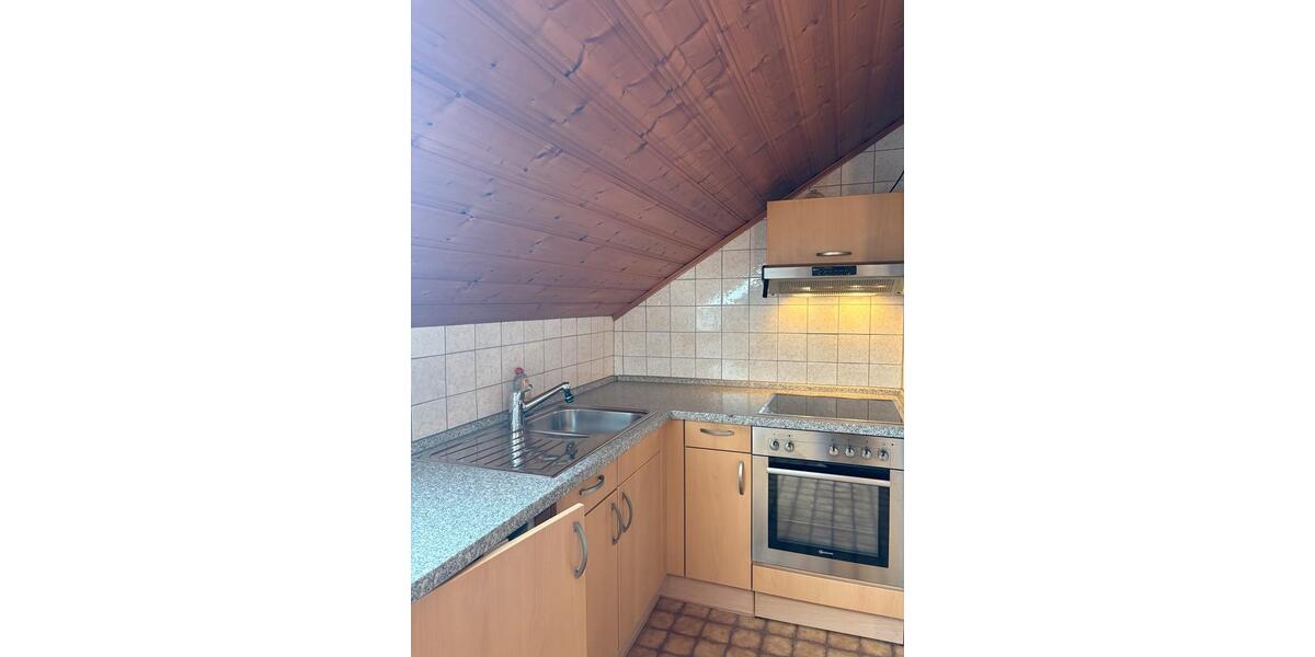 Dachgeschoßwohnung Wemding - 3 Zimmer, 65 m&sup2;, 700&euro; | Angebot:25932542