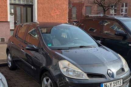 Renault Clio 202.000 km 1.600 &euro; Nürnberg 90443