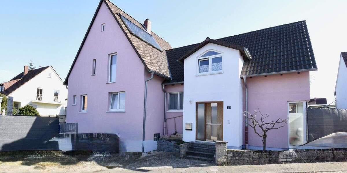 Modernes Zweifamilienhaus in ruhiger Lage von Kaiserslautern 6 zimmer