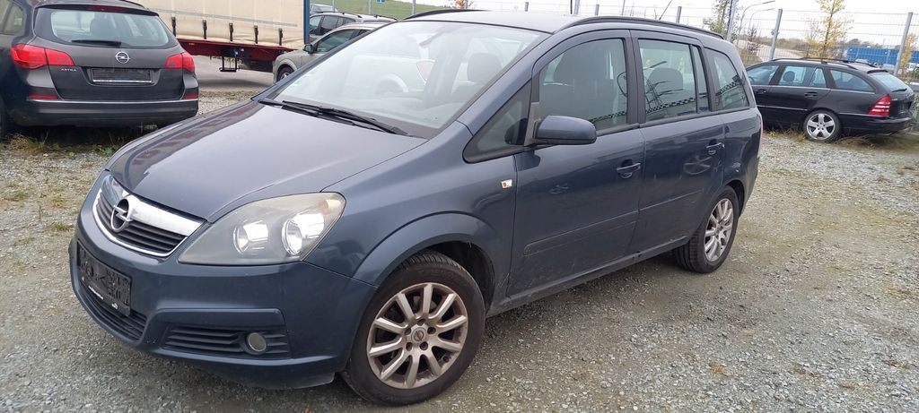Opel Zafira 237.000 km 999 € Rottenburg 84056