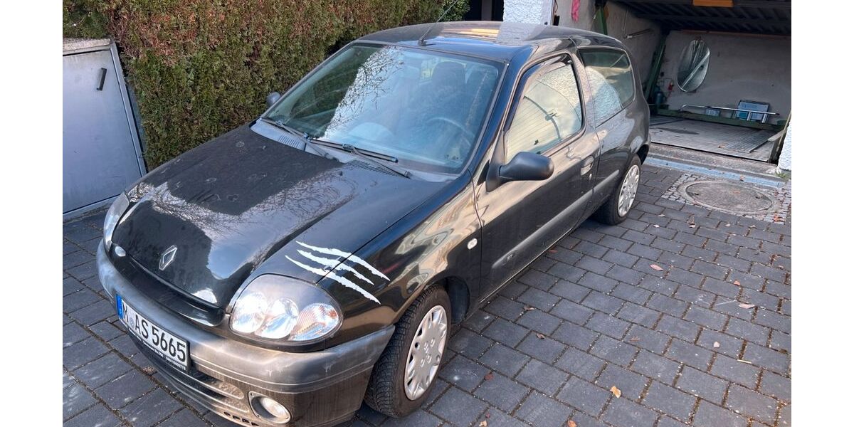 Renault Clio 135.000 km 650 &euro; München 80995