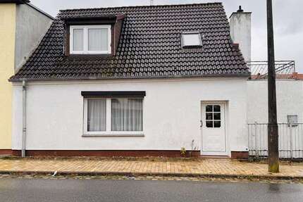 Haus zum Kaufen in Güstrow 149.999 € 167.28 m² 5 zimmer