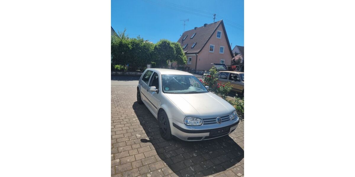 VW Golf 273.440 km 2.000 &euro; Großaitingen 86845