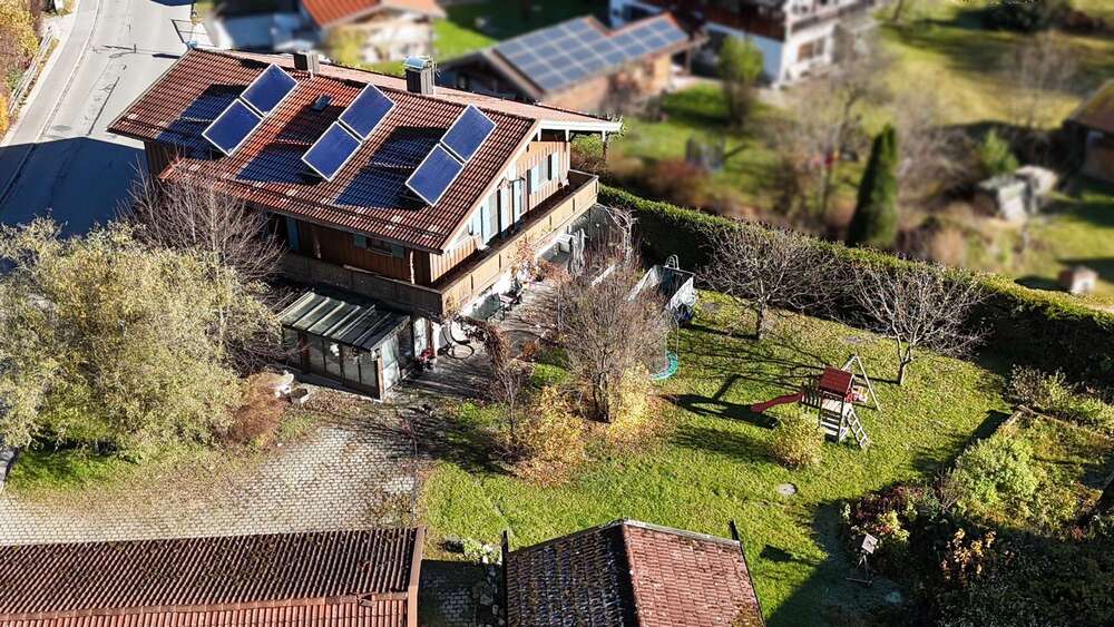 Haus zum Kaufen in Ruhpolding 945.000 € 200 m² 8 zimmer