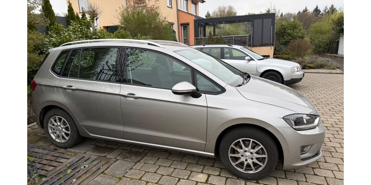 VW Golf Sportsvan 29.000 km 15.800 &euro; Mutlangen 73557