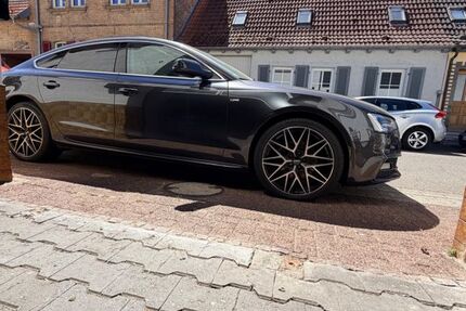 Audi A5 150.000 km 16.800 &euro; Oberhausen 68794