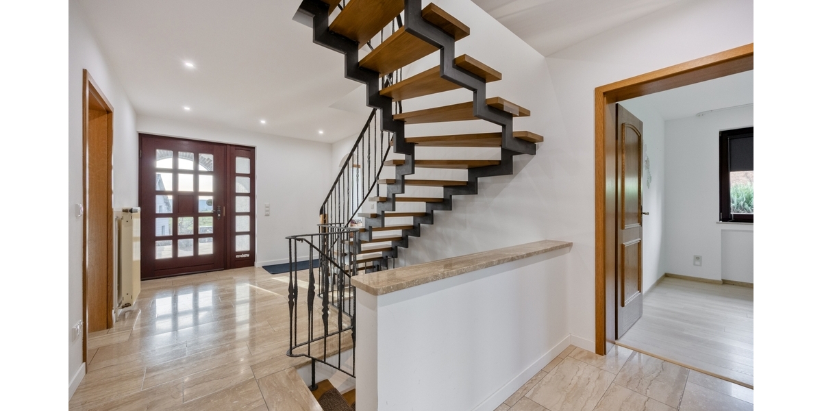 Ländliche Idylle trifft Komfort – Freistehendes Einfamilienhaus mit Einliegerwohnung in Hellenthal - Einfamilienhaus Hellenthal | Angebot:24534923