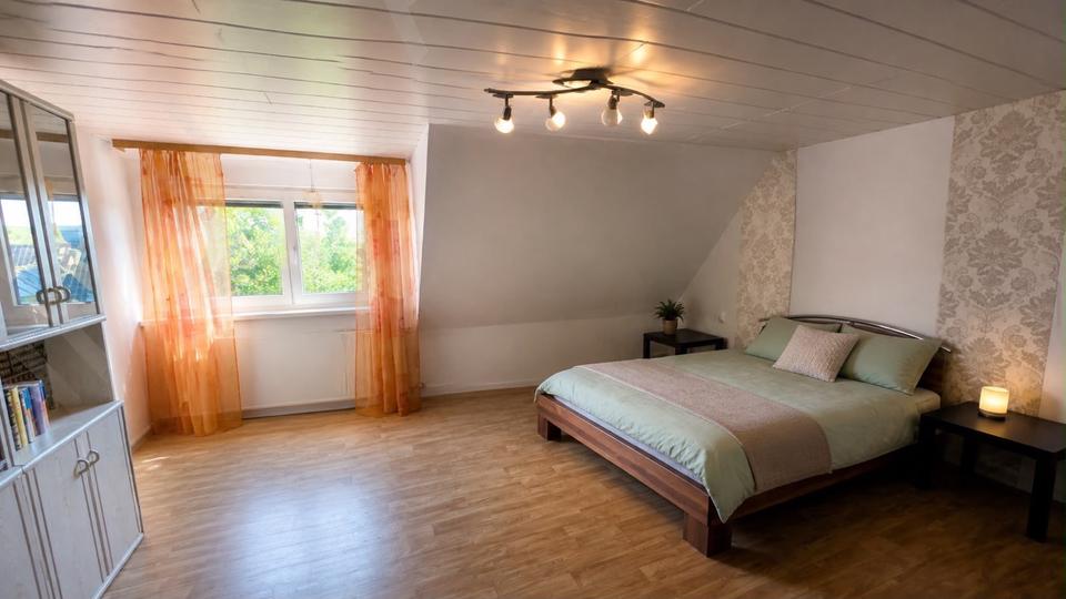 Mehrfamilienhaus, Wohnhaus Bietigheim-Bissingen Bissingen - 11 Zimmer, 250 m&sup2;, 380.000&euro; | Angebot:27079489
