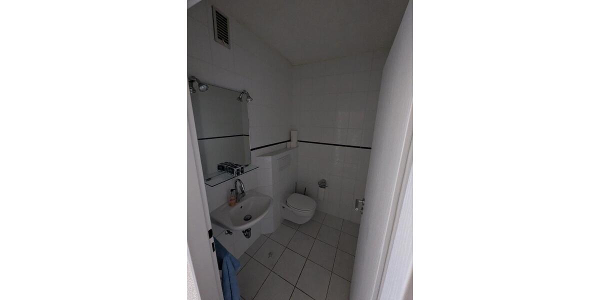 Etagenwohnung Saarbrücken Eschberg - 5 Zimmer, 132 m&sup2;, 1.370&euro; | Angebot:26398758