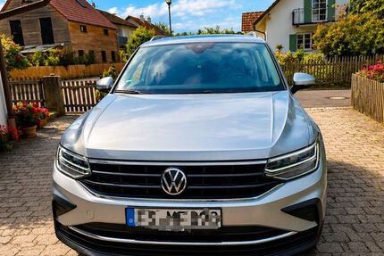 VW Tiguan 62.000 km 23.200 &euro; Kirchdorf 85414
