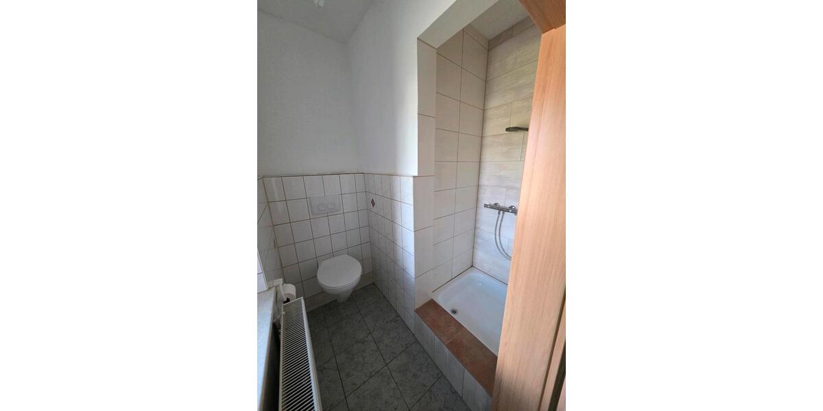 Einfamilienhaus Geringswalde - 7 Zimmer, 180 m&sup2;, 800&euro; | Angebot:26657117