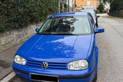 VW Golf 221.274 km 1.400 € Passau 94032