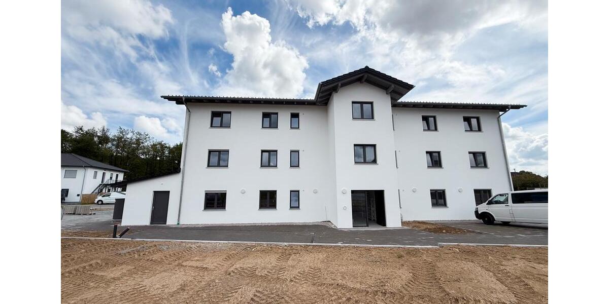 Etagenwohnung Kirchroth - 3 Zimmer, 91 m&sup2;, 1.080&euro; | Angebot:26591684